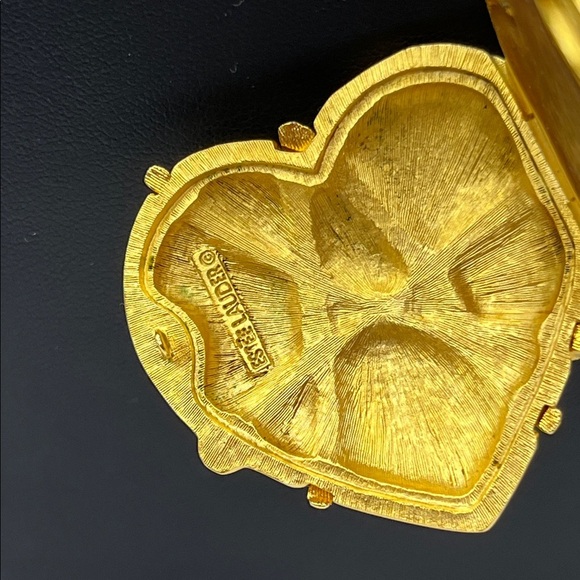 Vintage Estee Lauder Solid Perfume Compact, Chained Heart Black Satin Necklace - Picture 8 of 13